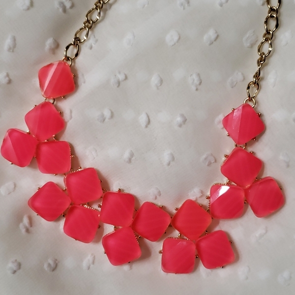 Private Label Jewelry - 2/$20 HOT PINK STATEMENT/BIB NECKLACE
